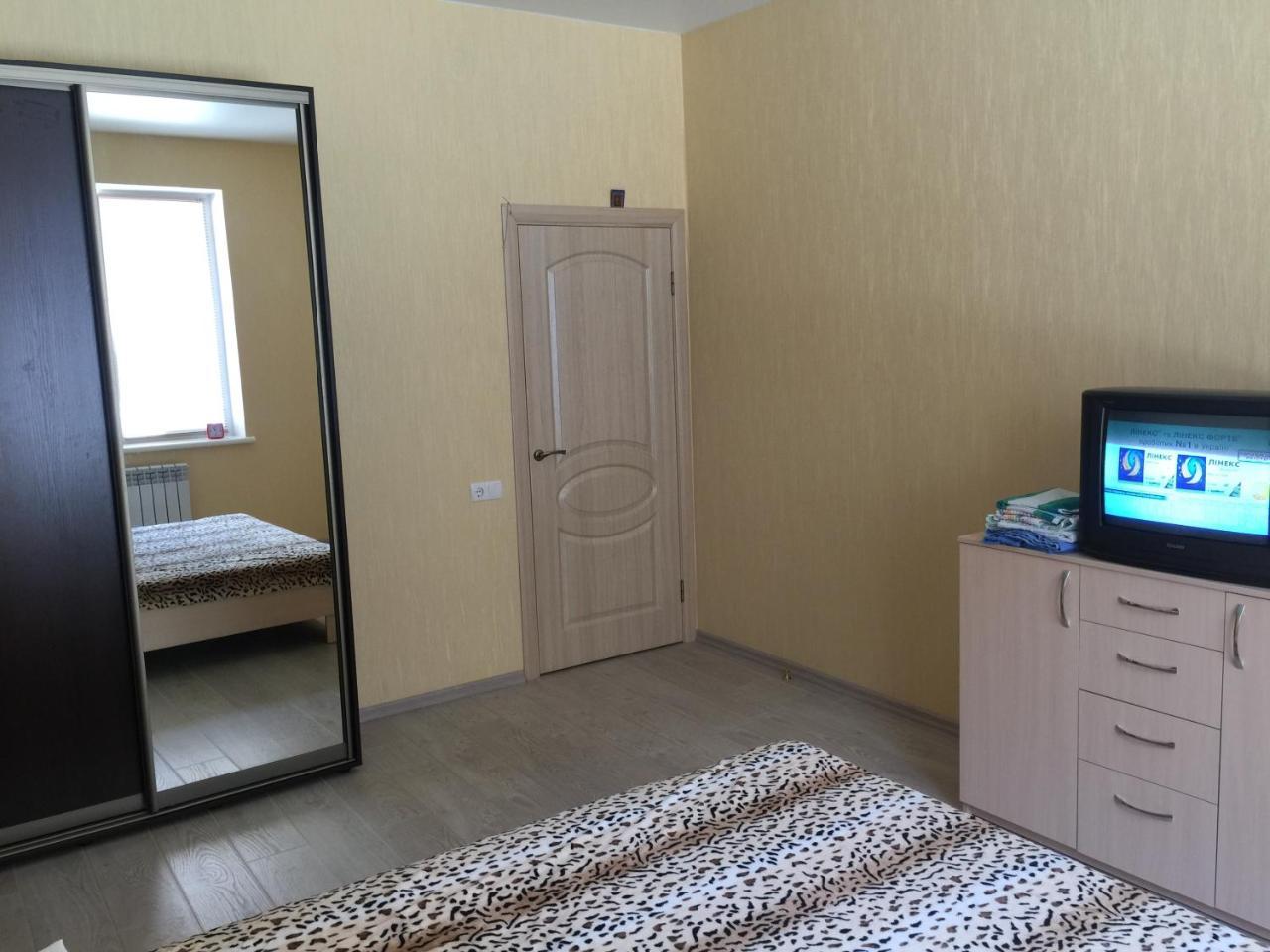 Apartment On Parusna Chornomorsk